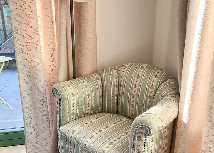 Altstadtflair Urban Wohnen Ruhig Entspannen * نيوروبين